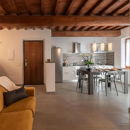 Modernes Haus Mit Garten Und Privatem Parkplatz * Sant'Ilario (Florence)